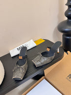 Maison Margiela Split-Toe Chunky Heel Mary Jane Black Flat Cowhide 580449