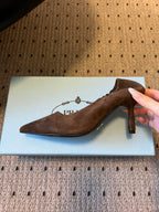 Prada 25ss Brown Pointed Toe Low-Cut Heels in Suede 580372