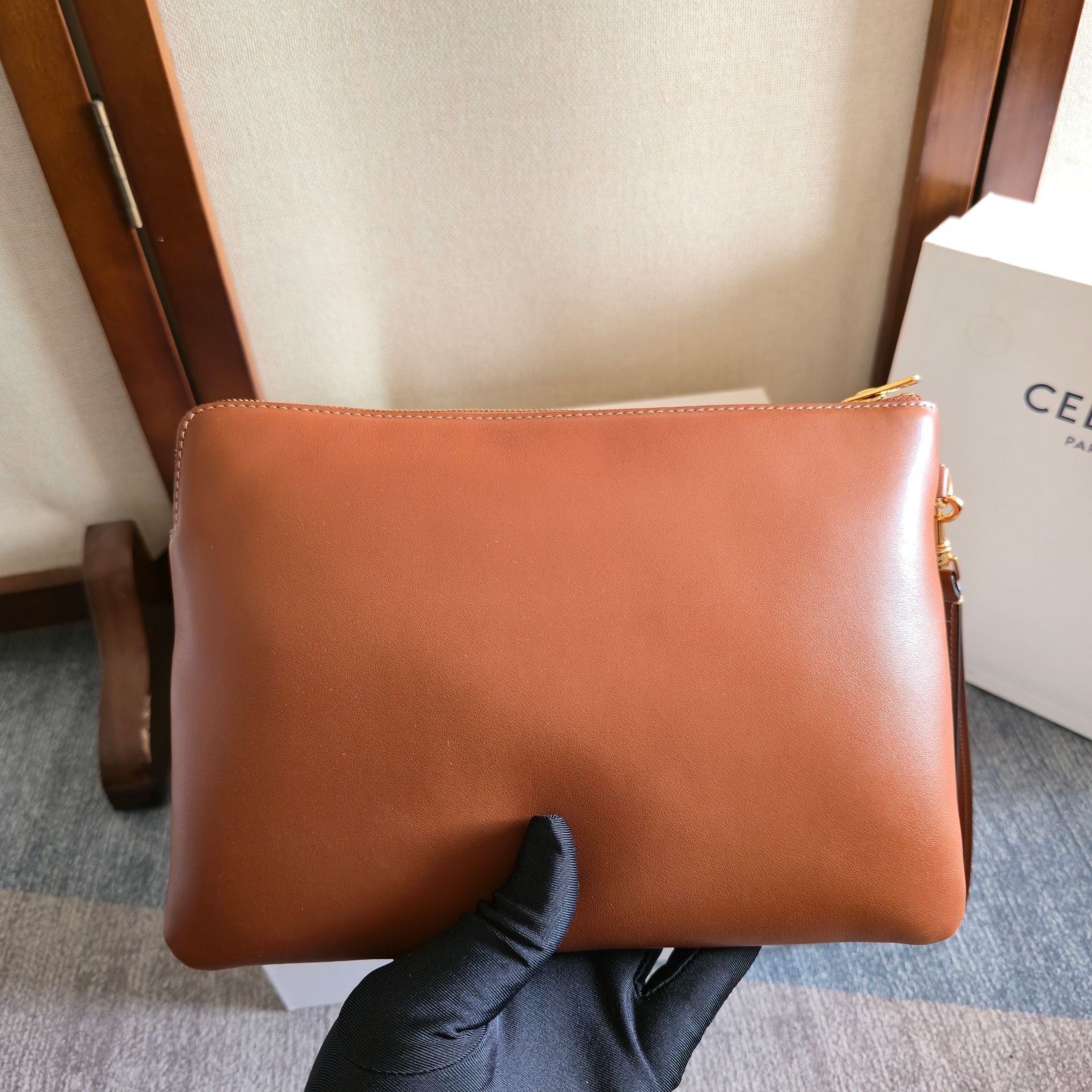 Celine Hot-Selling Brown Clutch Bag in Cowhide 276330