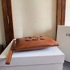 Celine Hot-Selling Brown Clutch Bag in Cowhide 276330