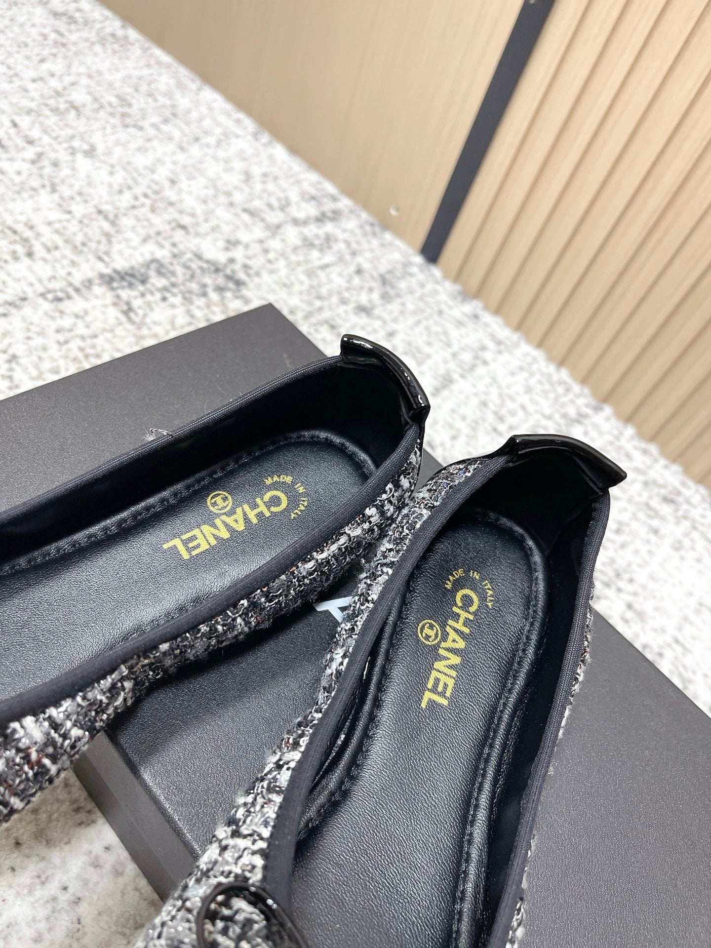 Chanel 26SS Ballet Flats Shoes Black in Lambskin with Fabric 591397