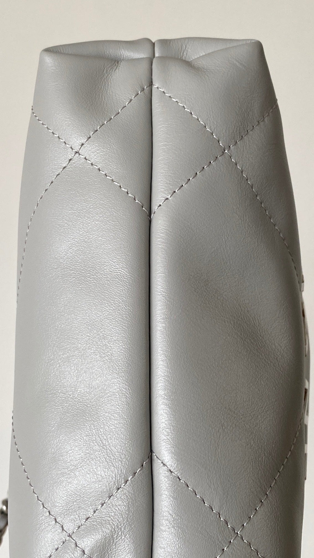 CC 23C Mini Hobo Bag 20cm Light Gray-Silver Lambskin SHW