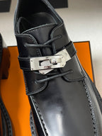 HM Kelly Buckle Classic Loafers Black in Cowhide 594335