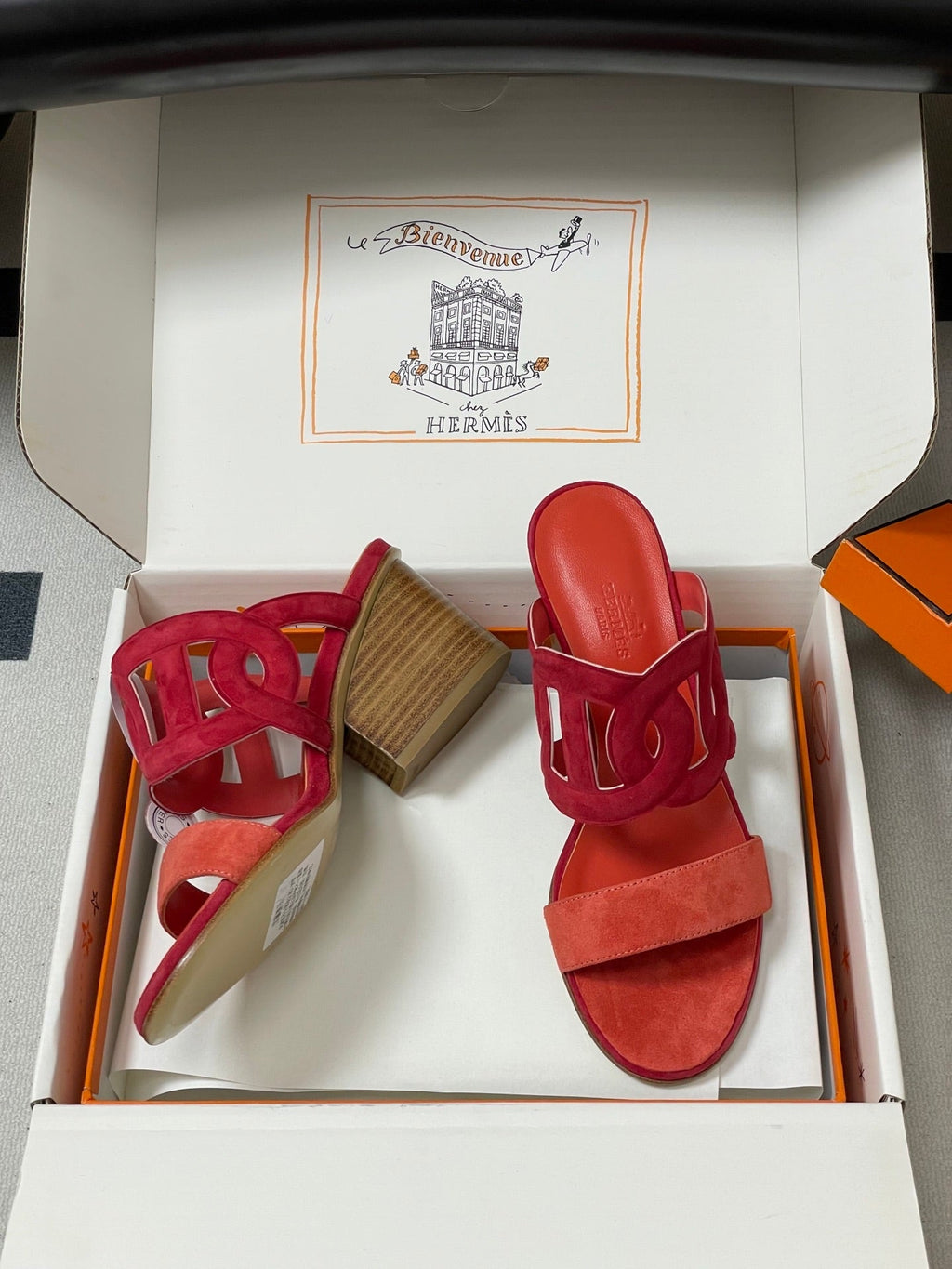 HM Lipari 70 Chunky Heeled Sandal Series Red in Suede 594330