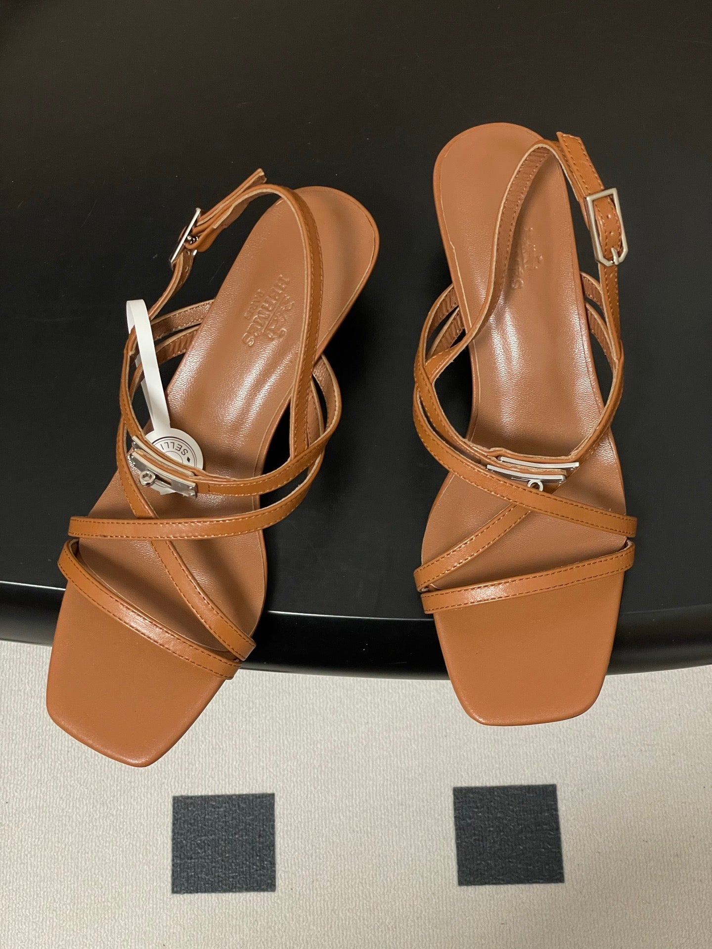 HM M  Sandal 40 Brown in Calfskin 593821