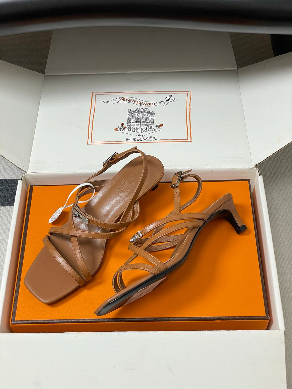 HM M  Sandal 40 Brown in Calfskin 593821