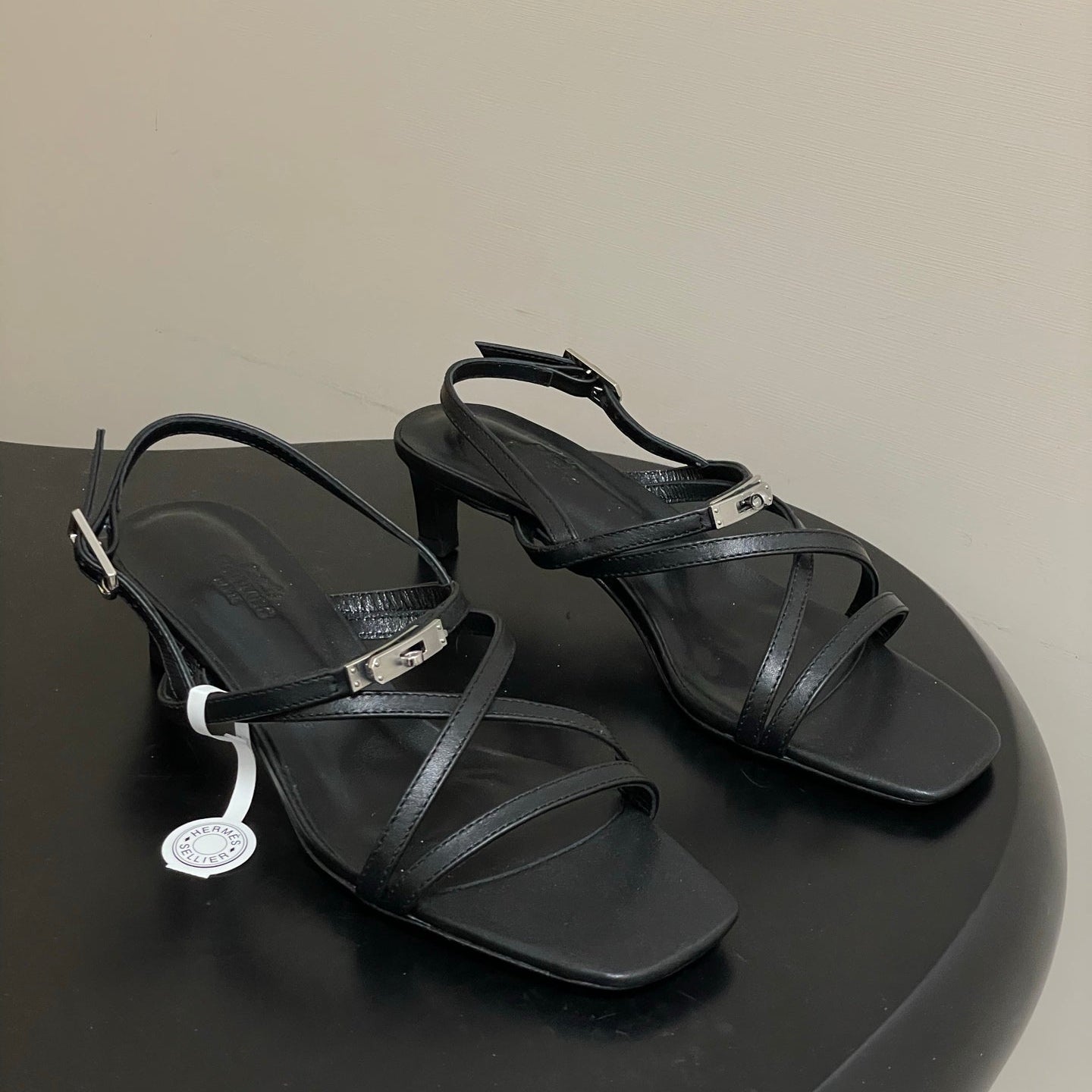 HM M  Sandal 40 Black in Calfskin 593820