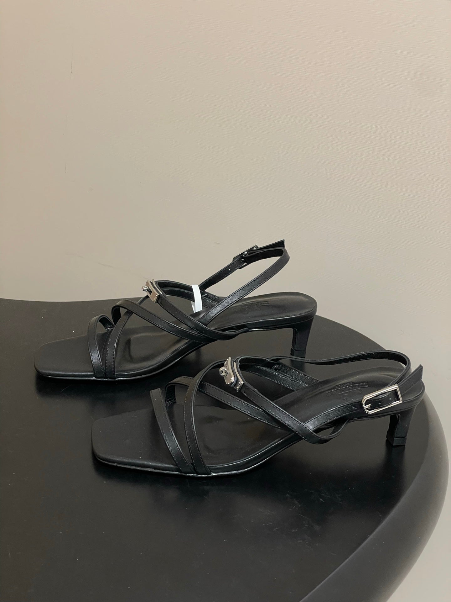 HM M  Sandal 40 Black in Calfskin 593820