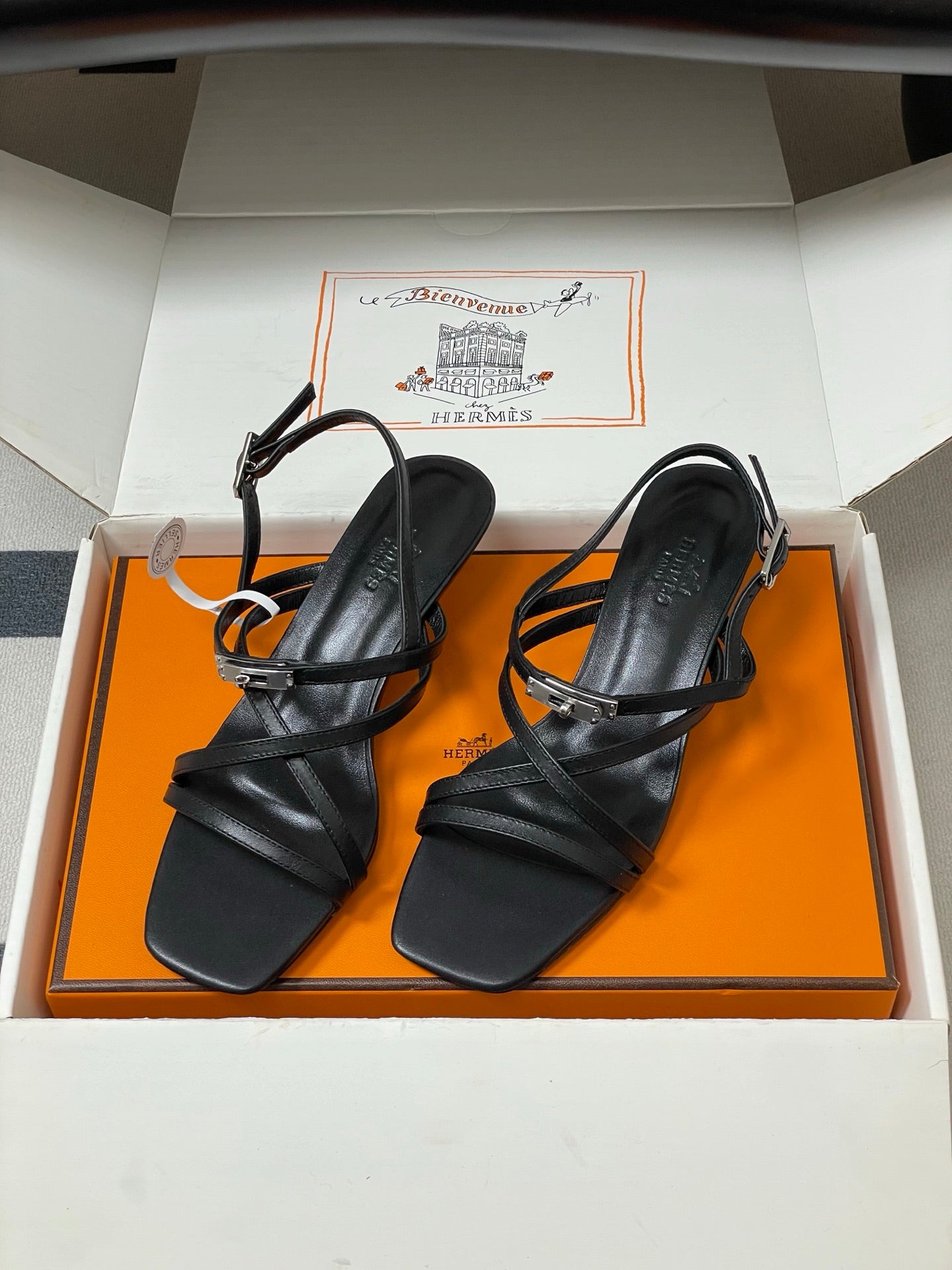 HM M  Sandal 40 Black in Calfskin 593820
