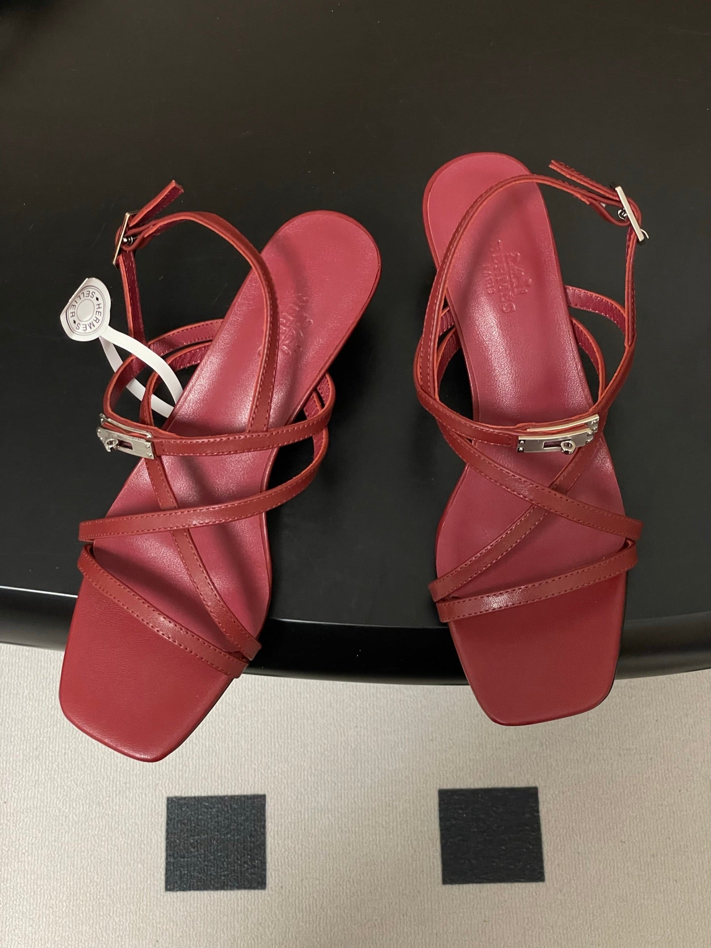 HM M  Sandal 40 Burgundy in Calfskin 593819