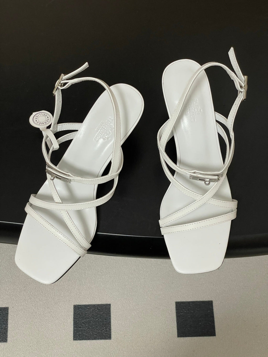 HM M  Sandal 70 White in Calfskin 593818