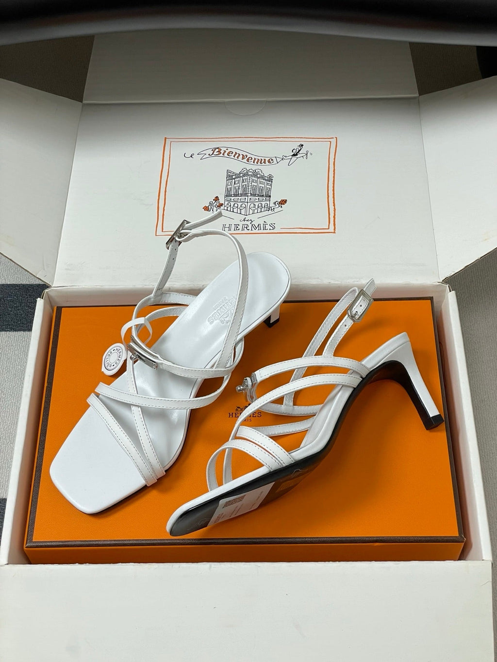 HM M  Sandal 70 White in Calfskin 593818