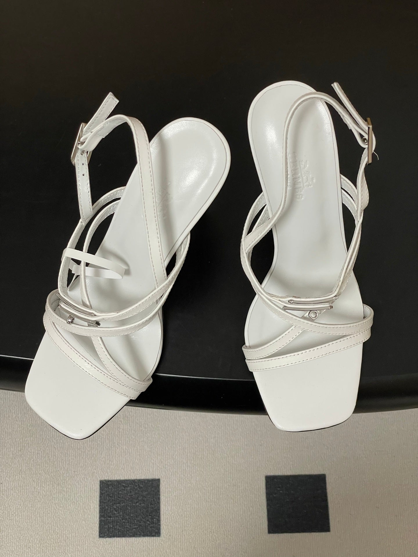 HM M  Sandal 100 White in Calfskin 593814
