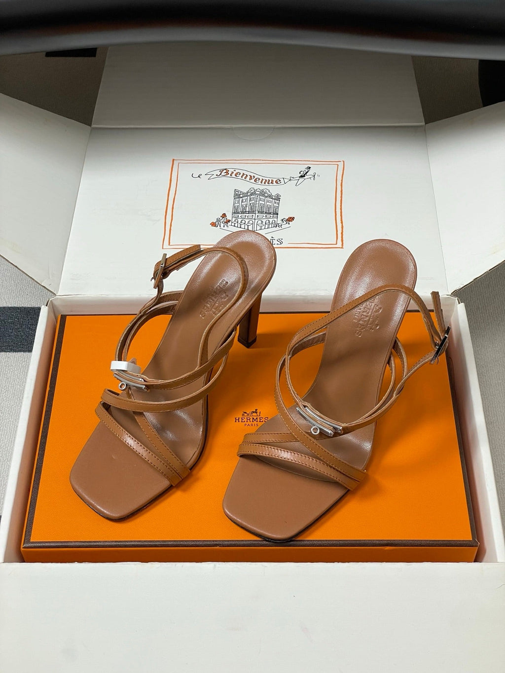 HM M  Sandal 100 Brown in Calfskin 593813
