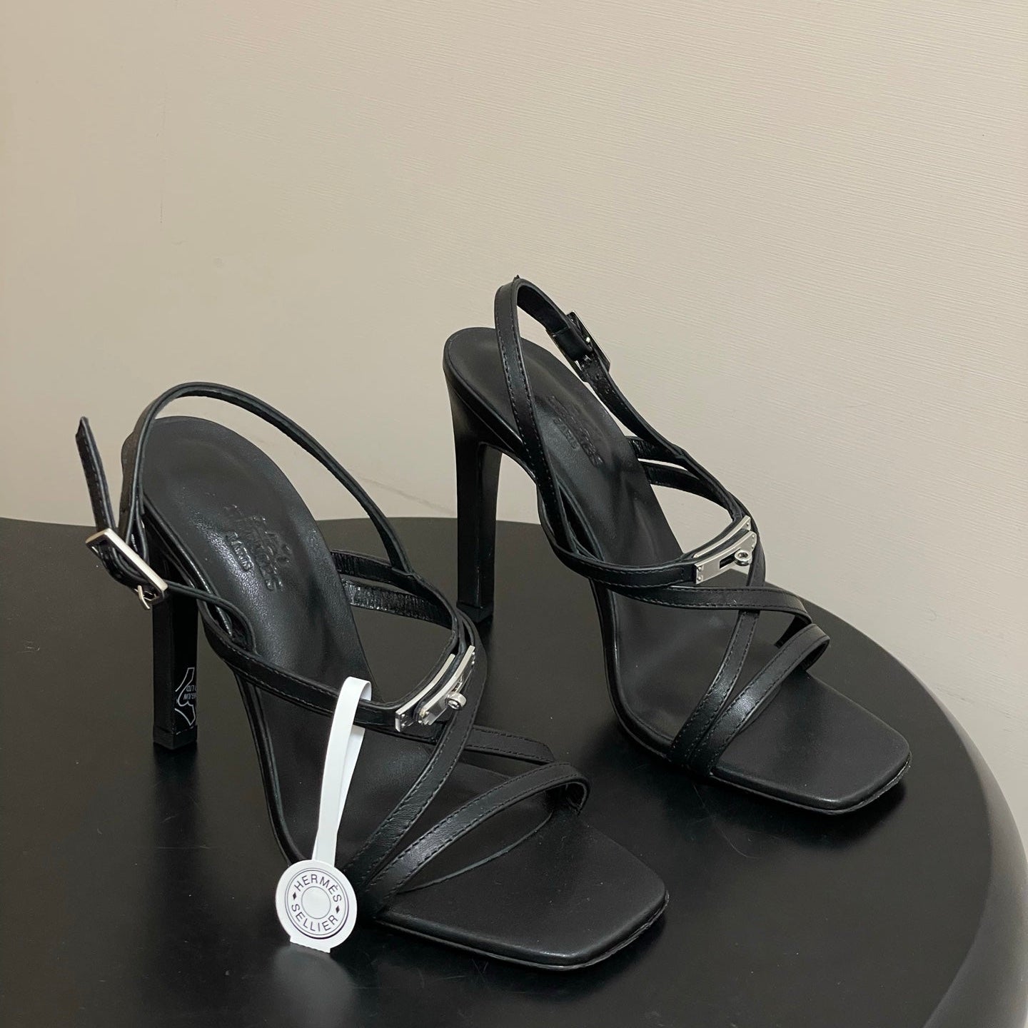 HM M  Sandal 100 Black  in Calfskin 593812