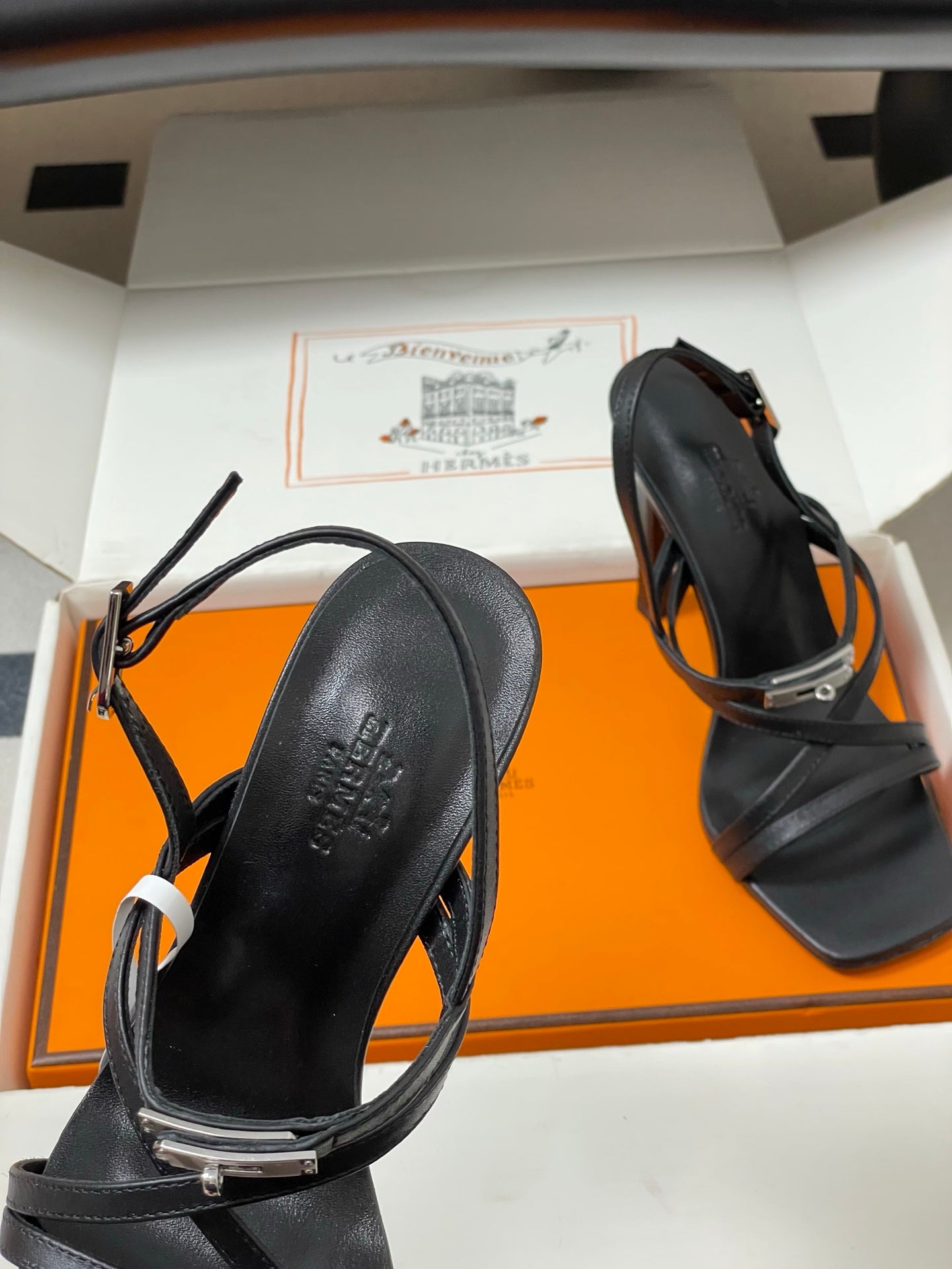HM M  Sandal 100 Black  in Calfskin 593812