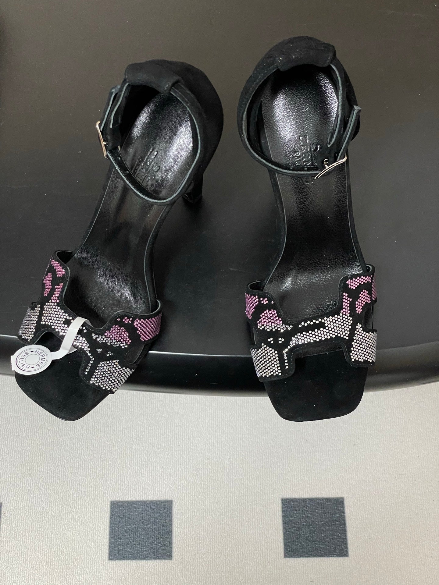 HM Joy Sandal 100 Black Pink in Suede 593802