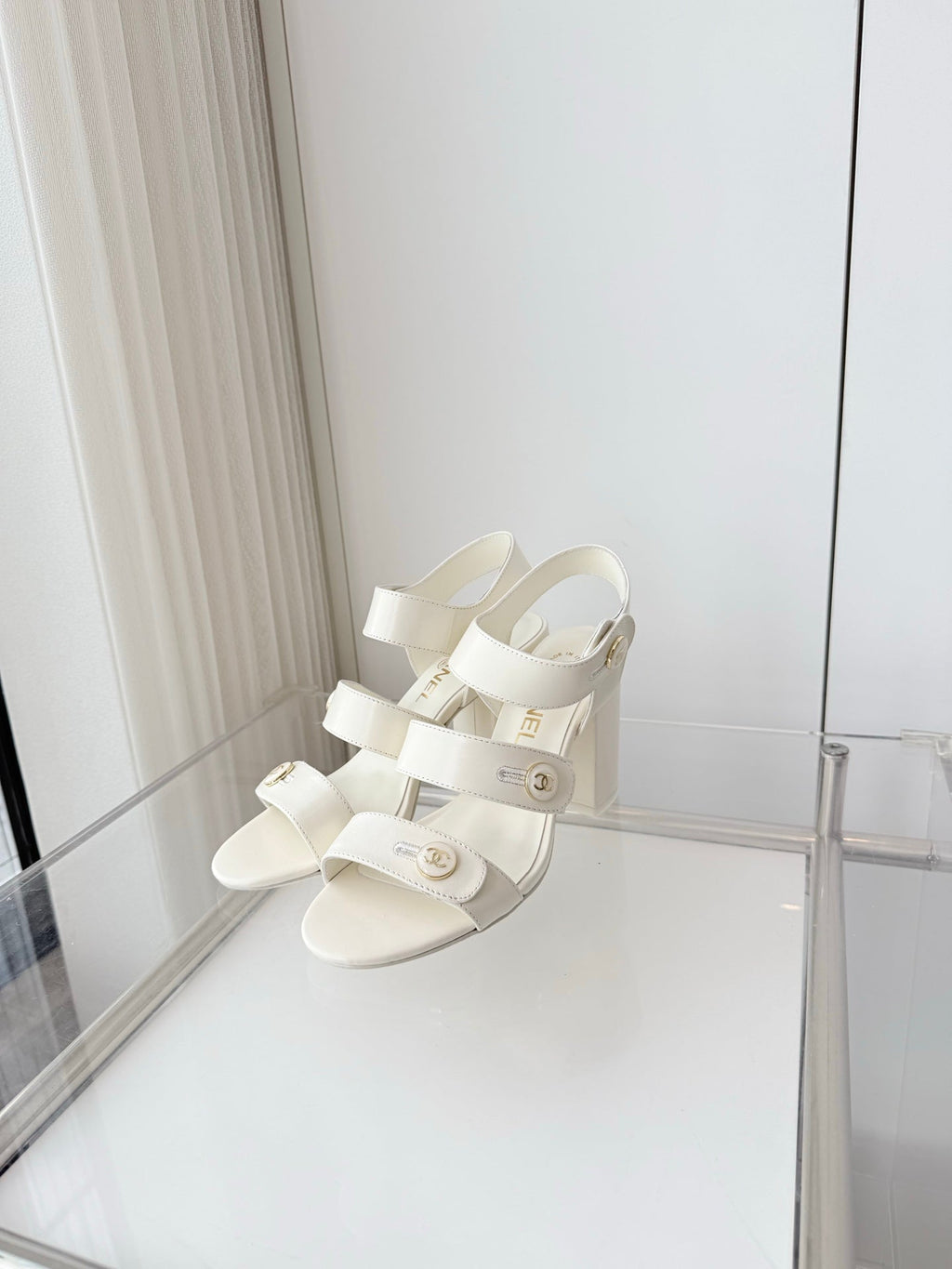 Chanel 26 Turnlock 80 White Sandal Heels in Lambskin 597406