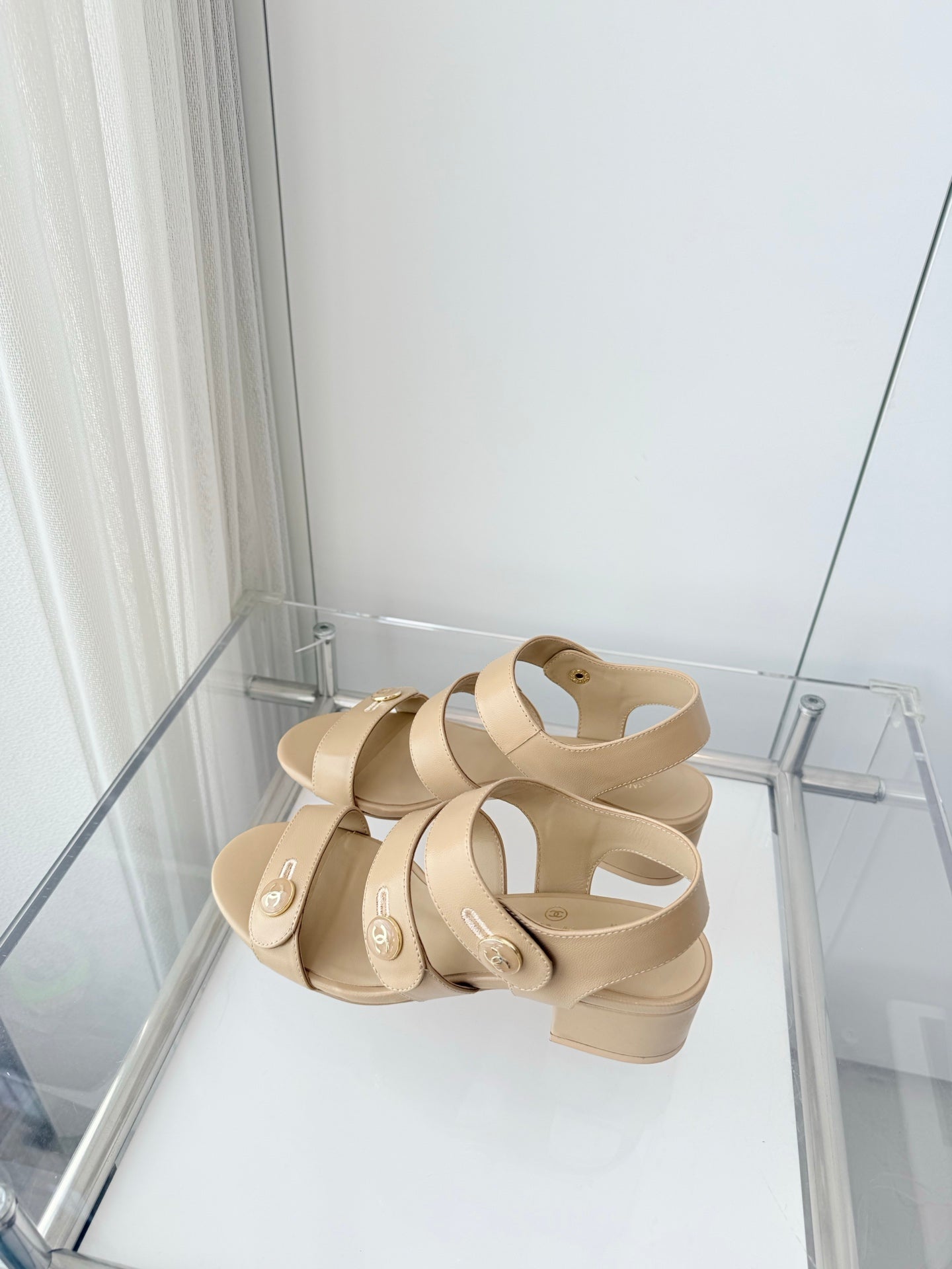 Chanel 26 Turnlock 40 Beige Sandal Heels in Lambskin 597401