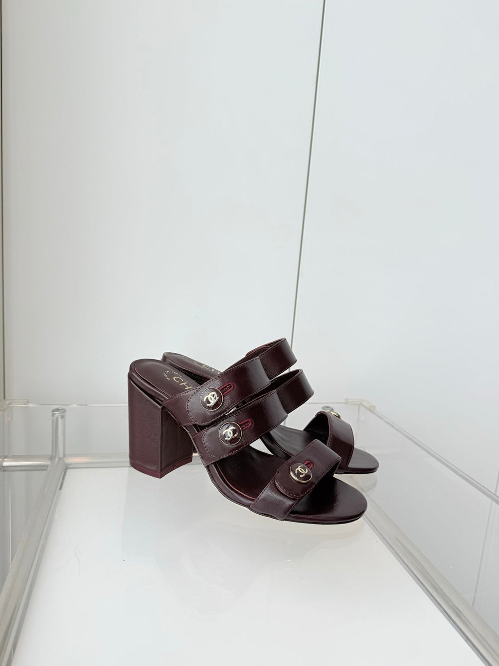 Chanel 26 Turnlock 85 Burgundy Sandal Mule in Lambskin 597393