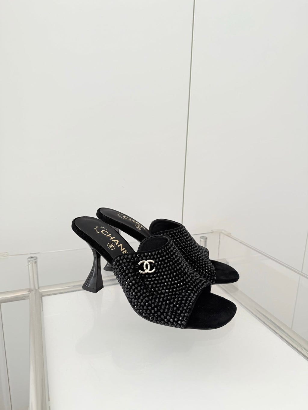 CC 26 Sandal 90 Black Rhinstone Deer Hide 597375