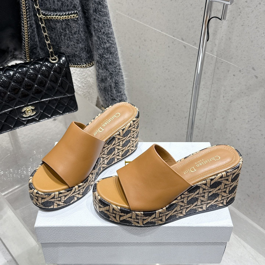 CD Attitude Wedge Sandals Beige in Cowhide 598184