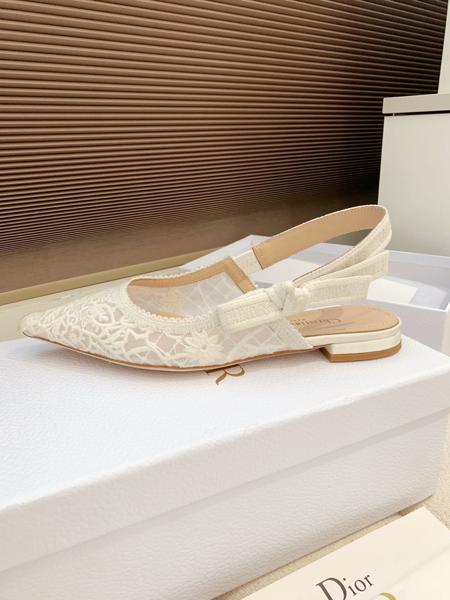 CD Ribbon Lace Open-toe Ivory Sandals in Sheepskin 598117