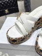 CD 25SS D-Attitude Wedge Sandals 90 White in Cowhide 598107