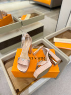 LV Swing Platform Sandal 11cm Light Pink Cow Patent Leather 600330