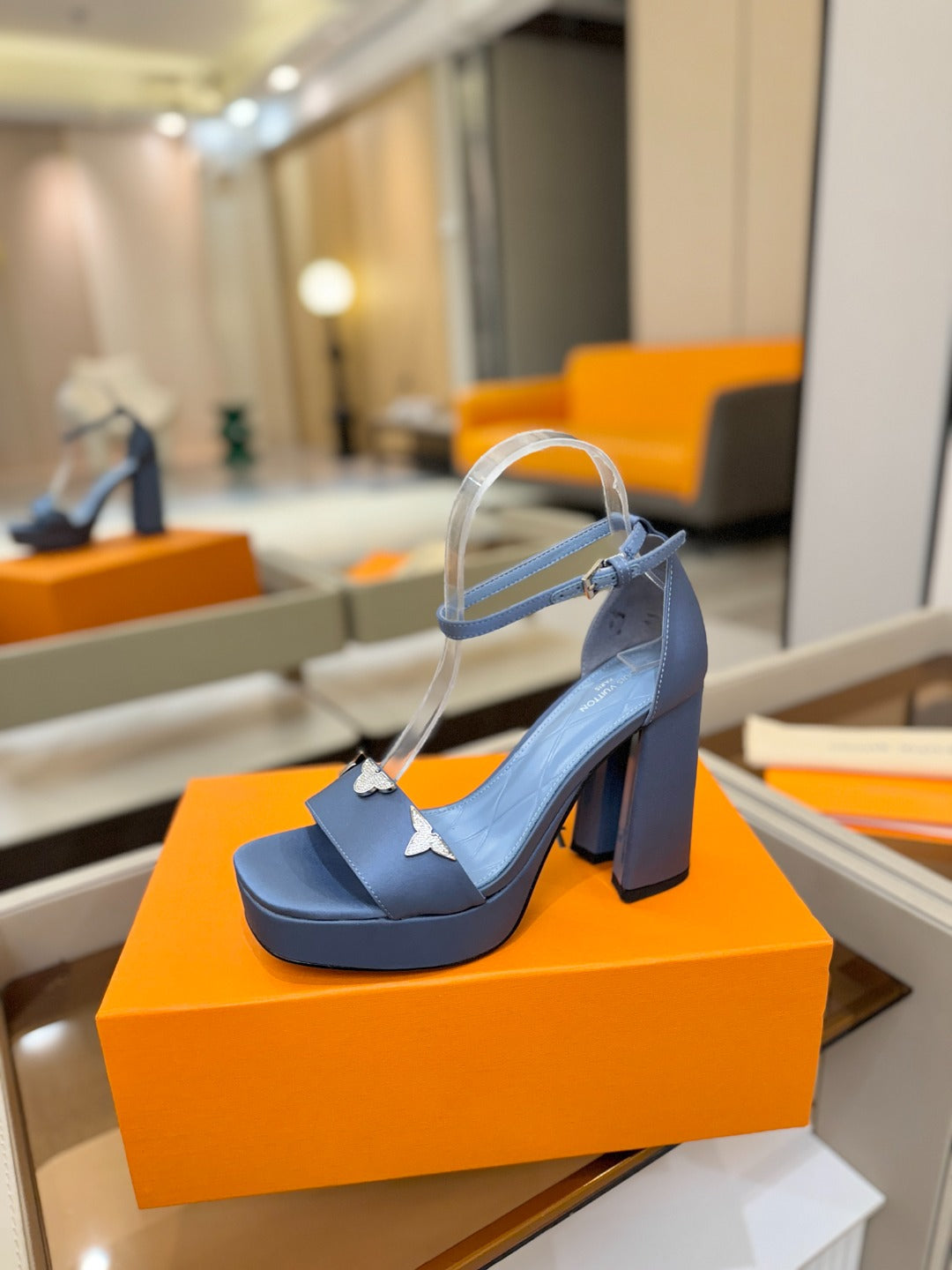 LV Swing Platform Sandal 11cm Blue Cow Patent Leather 600332