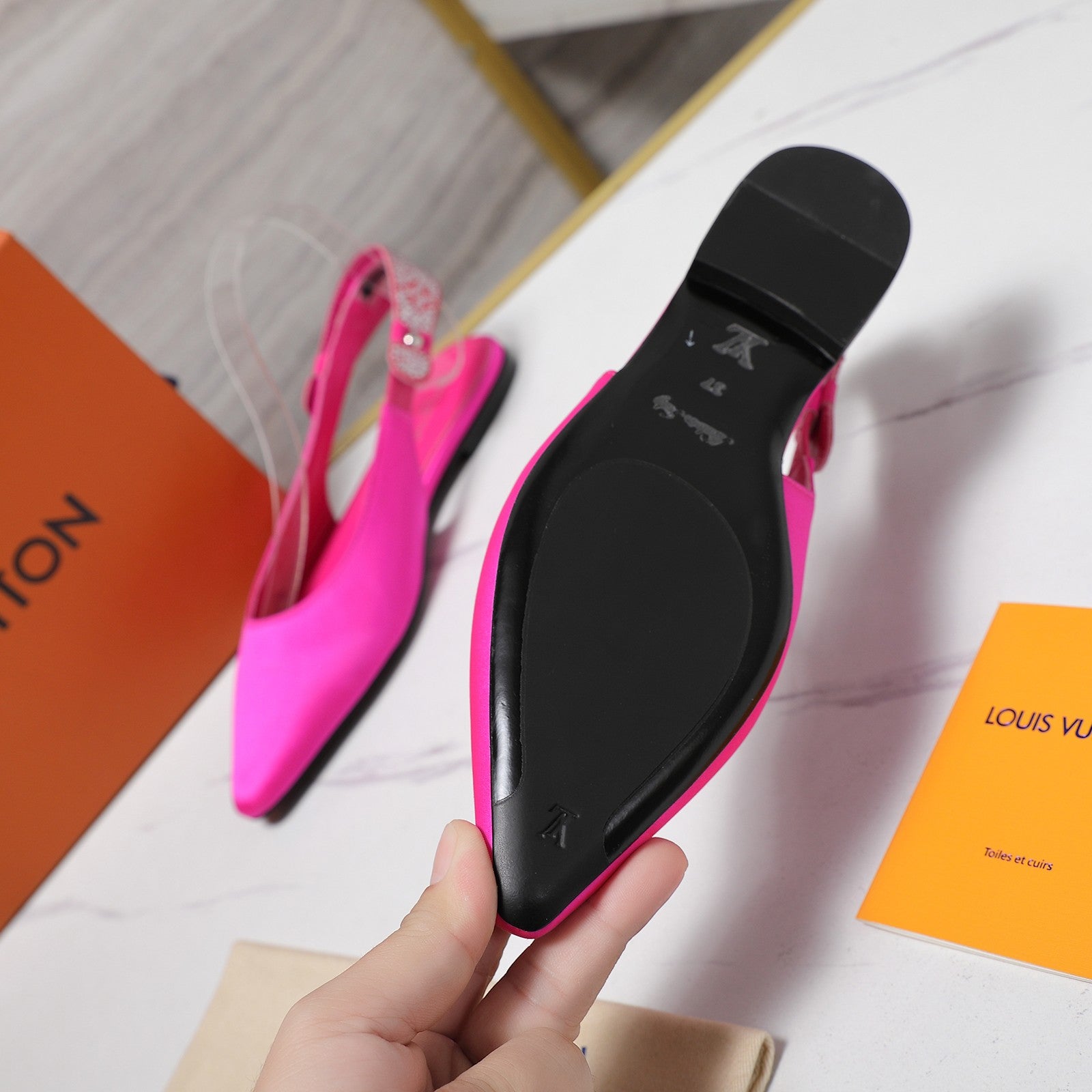 LV 26ss Legacy Slingback Flats Pink in Cowhide 600637