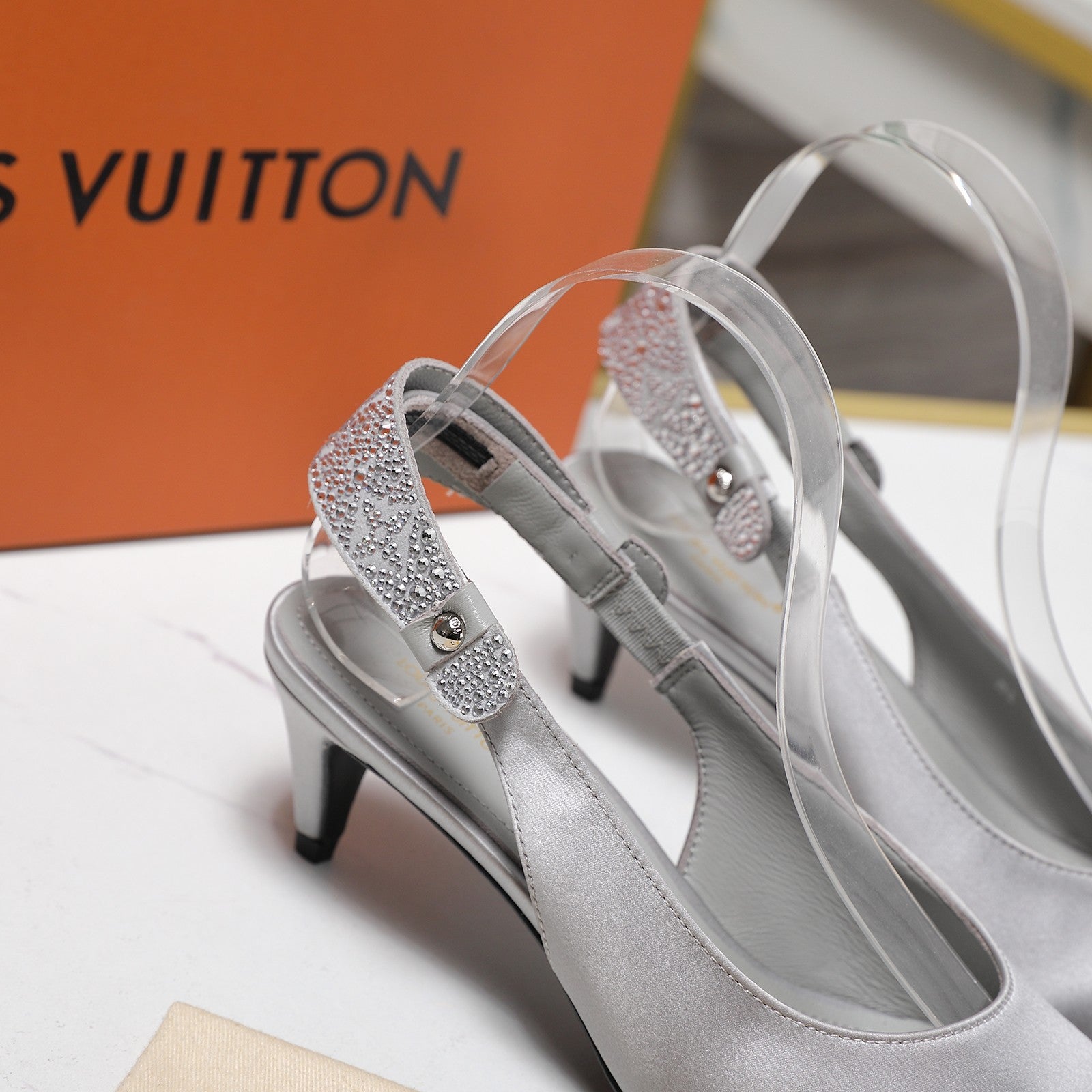 LV 26ss Legacy Slingback Pumps 55 Silver in Cowhide 600640