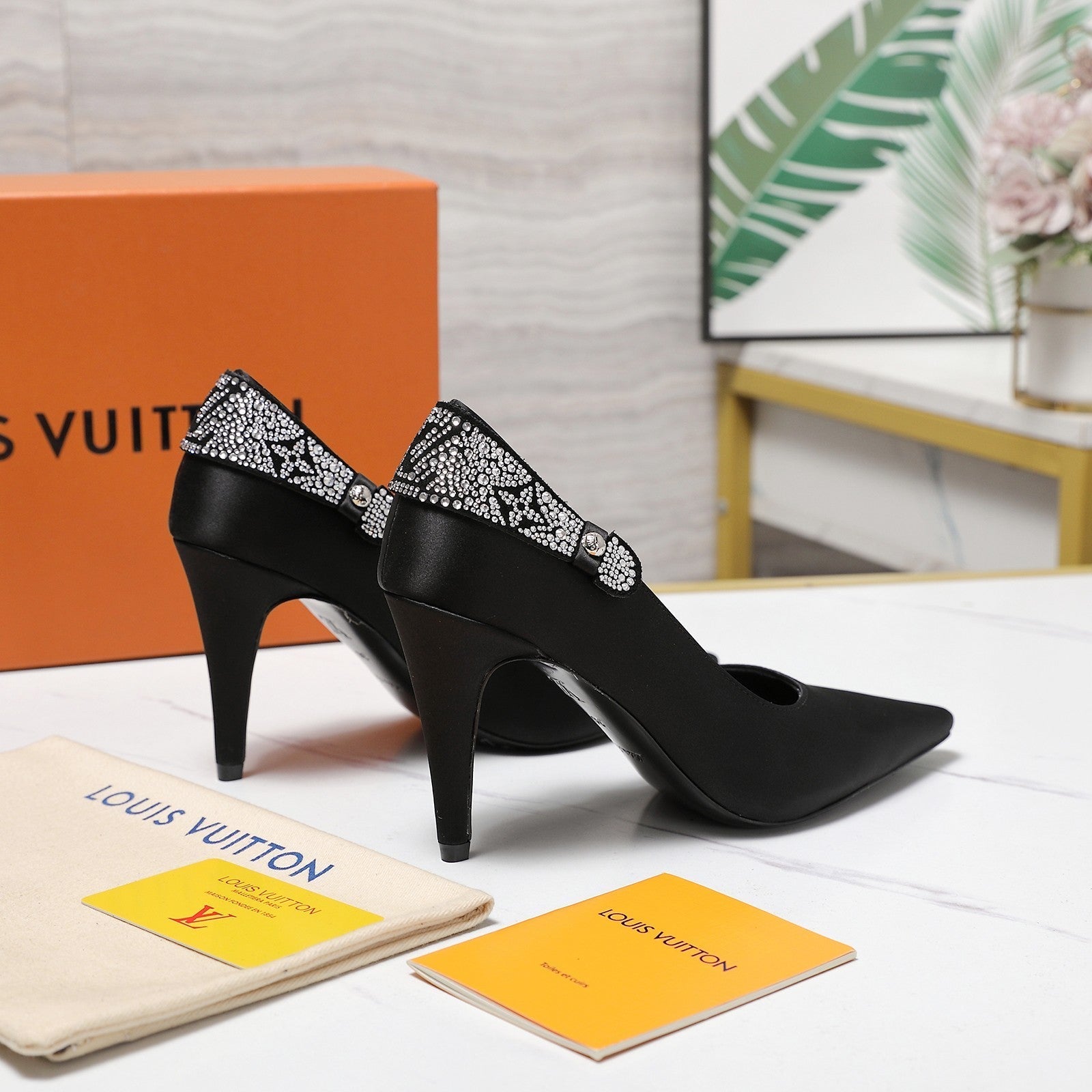 LV 26ss Legacy Pumps 95 Black in Cowhide 600650