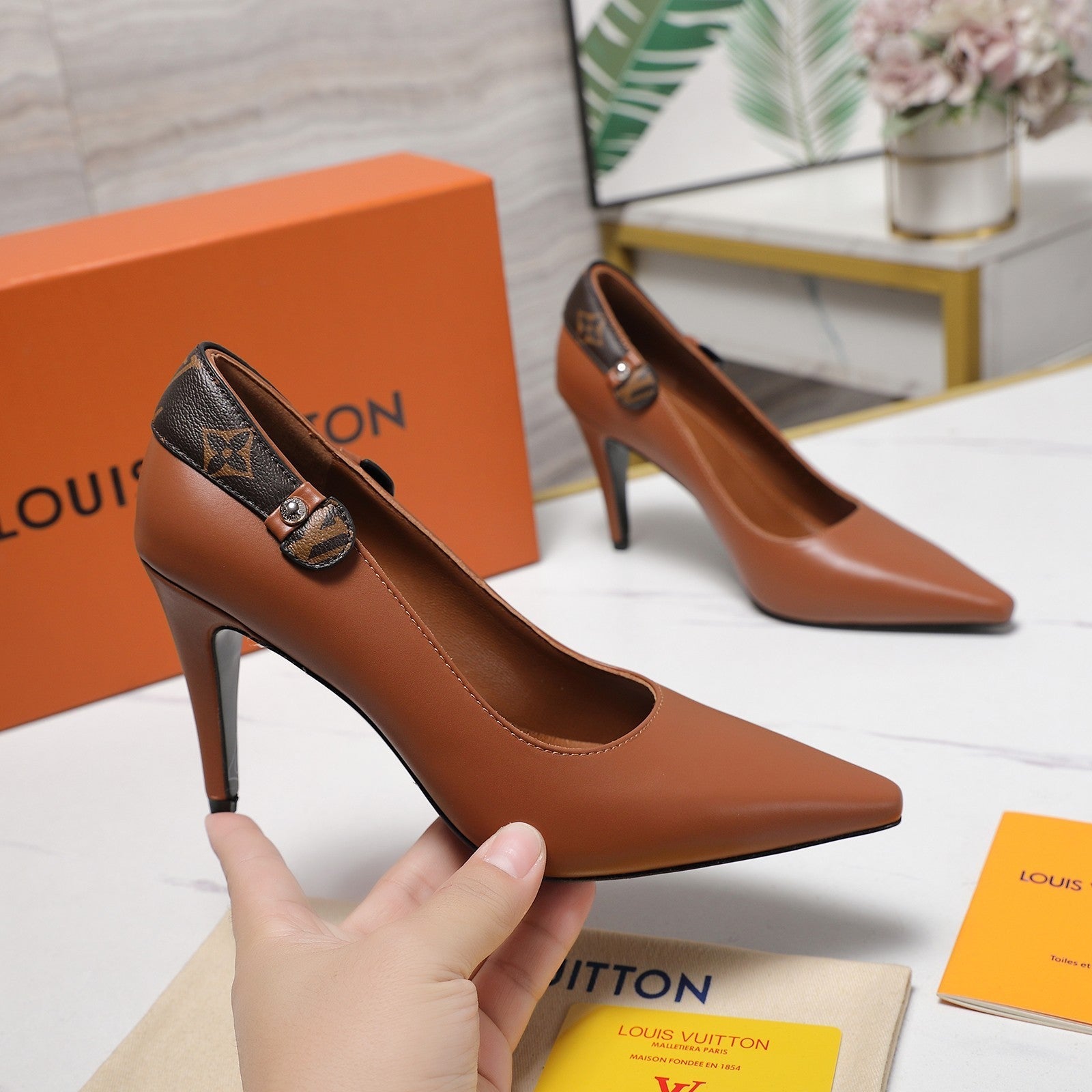 LV 26ss Legacy Pumps 95 Monogram Brown in Cowhide 600651
