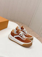 LV 2026 Tilted Sneaker Orange Suede 600680