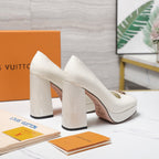 LV 26ss Chunky Heel Platform Sandals 11cm White in Patent Leather 600731