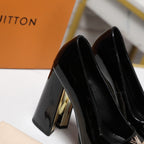 LV 26ss Chunky Heel Platform Sandals 11cm Black in Patent Leather 600732
