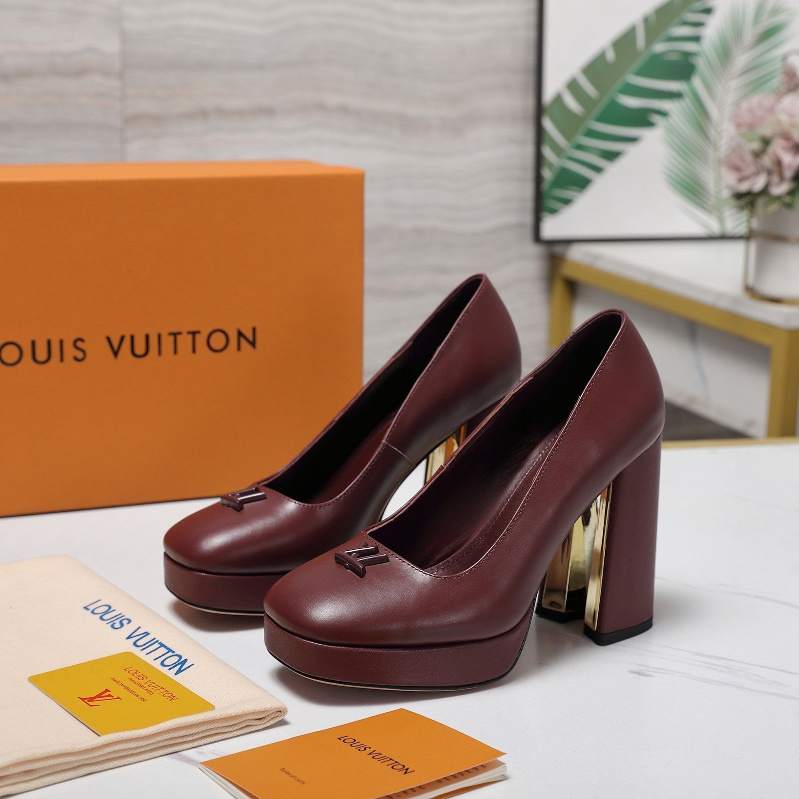 LV 26ss Chunky Heel Platform Sandals 11cm Burgundy in Cowhide 600734