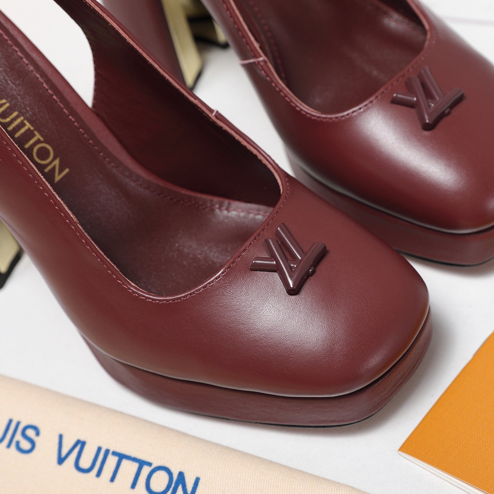 LV 26ss Chunky Heel Platform Slingback 11cm Burgundy in Cowhide 600739