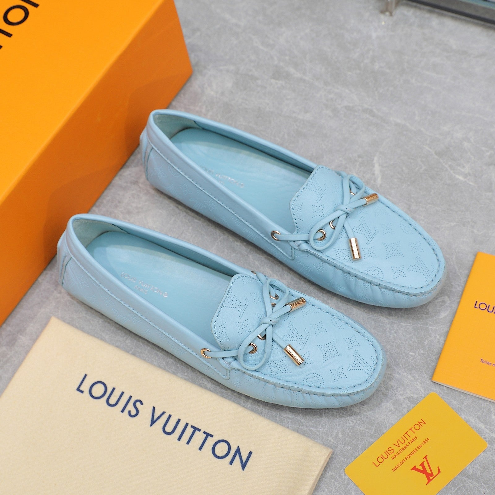 LV Gloria Loafer Light Blue Cowhide 600749