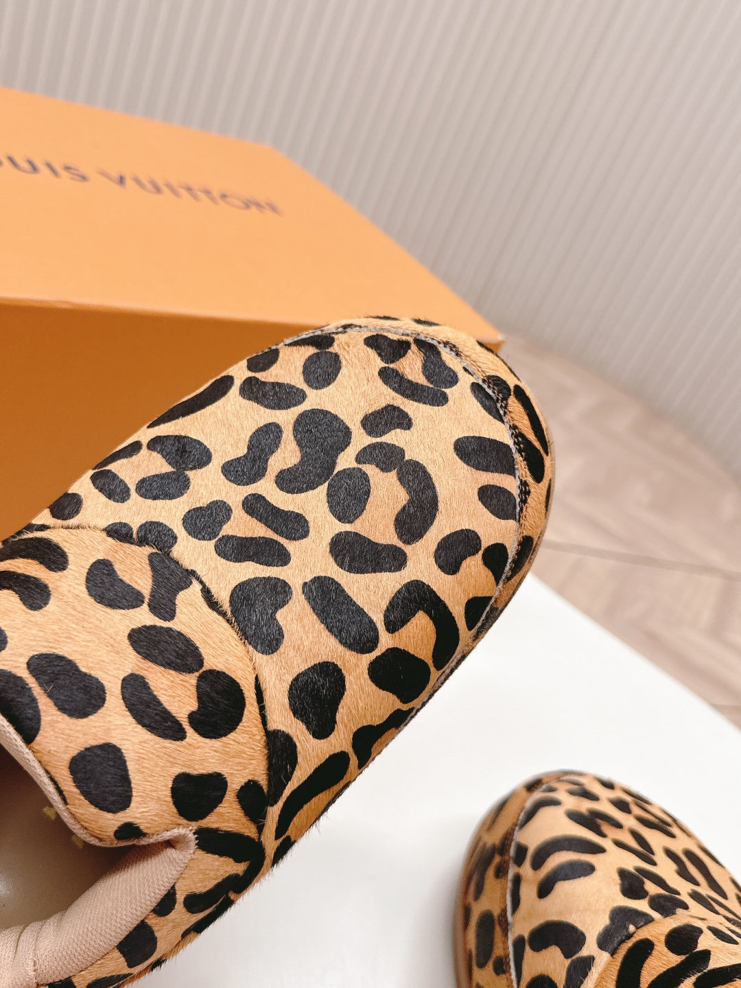 LV x Nigo Collaboration Yeti Sneakers Leopard in Suede Cowhide Leather 600793