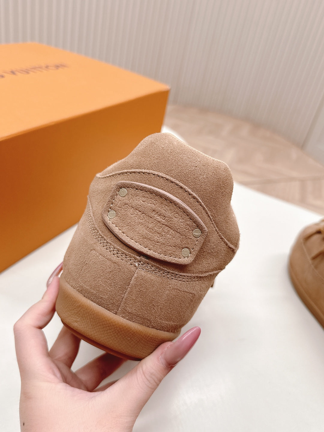 LV x Nigo Collaboration Lace-up Yeti Sneakers Light Brown in Suede 600798