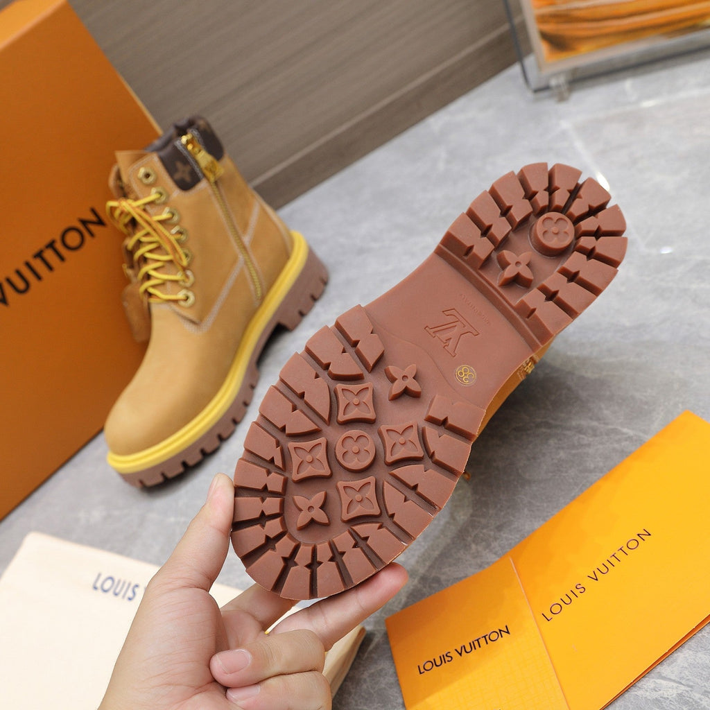 LV x Timberland Collaboration Monogram Brown Ankle Boots 35 in Suede Cowhide Leather 600806