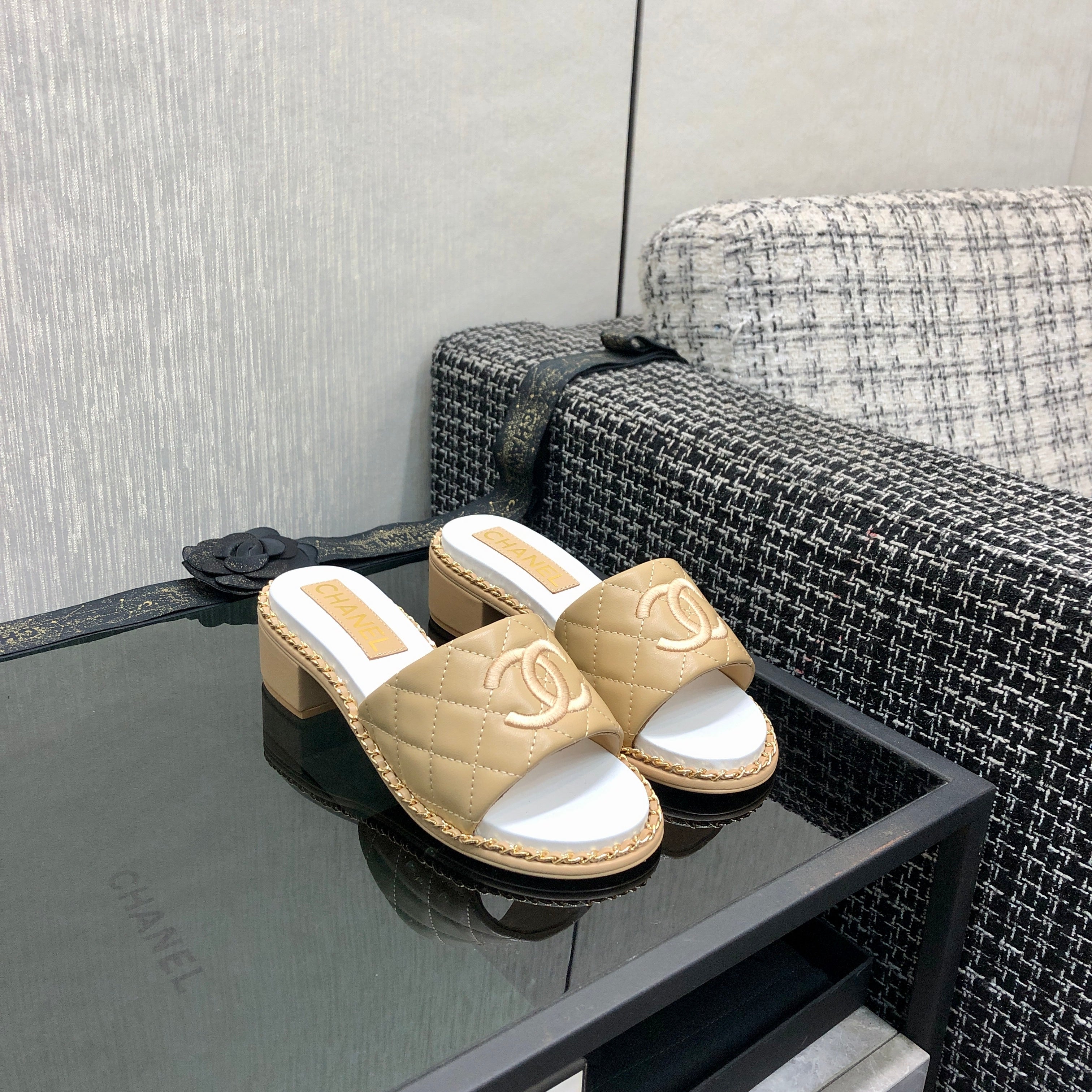 Chanel 26 High-Heeled Chain Slippers Beige in Lambskin 602481