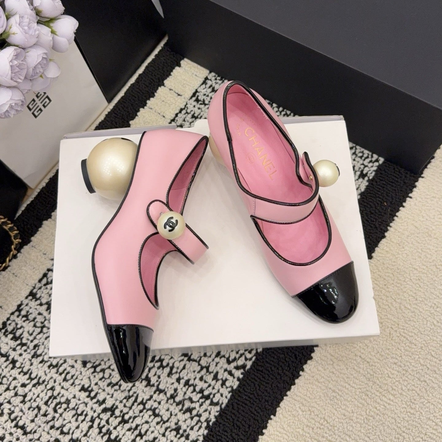 CC Pearl Heel with Rhinstone Clasp Mary Janes Pink Cowhide 602355