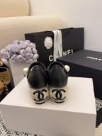 CC Pearl Heel with Rhinstone Clasp Mary Janes Black Cowhide 602353