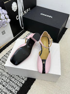 Chanel Classic Mary Janes Pink in Patent Leather 602167