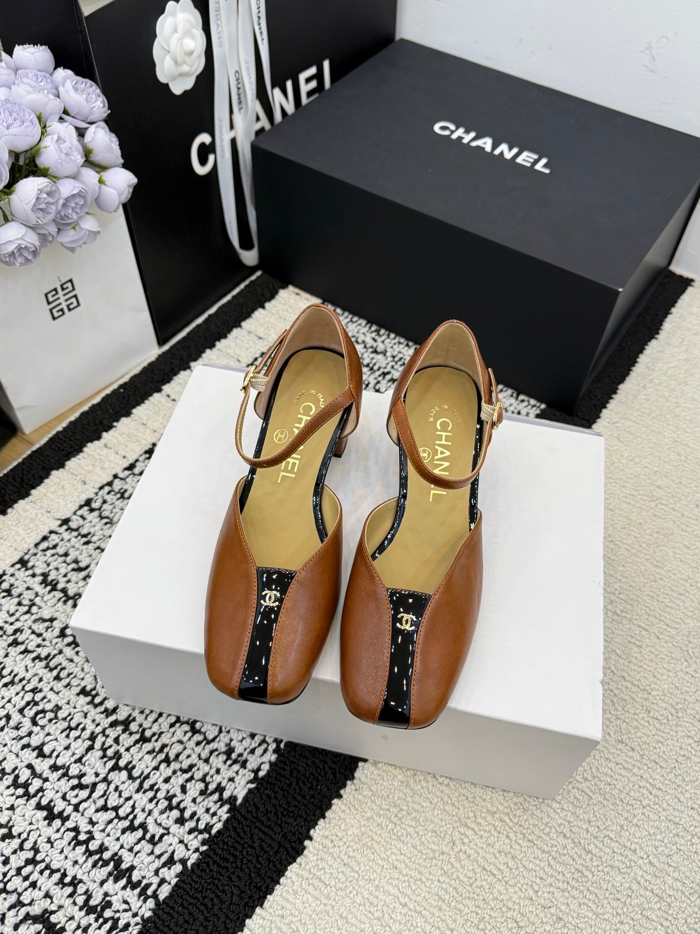 Chanel Classic Mary Janes Brown in Patent Leather 602166