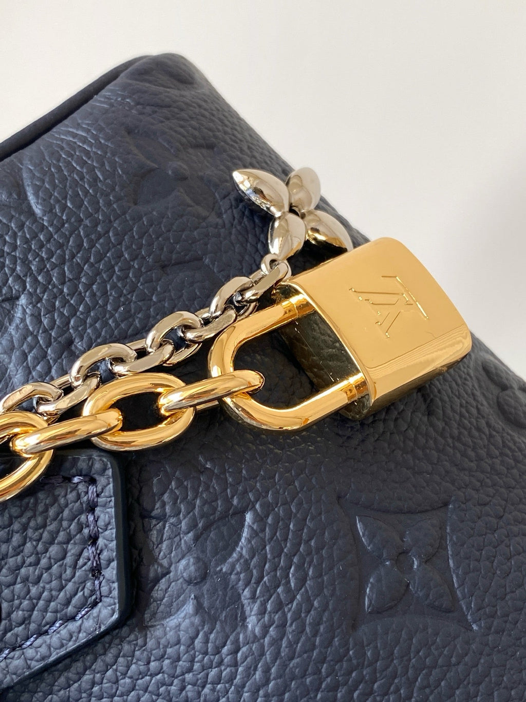LV M26510 Nano Speedy Bag 10 Pearl Blue Monogram in Leather 278115