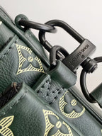 TRIO MESSENGER 25 IN GREEN MONOGRAM SHADOW CALFSKIN